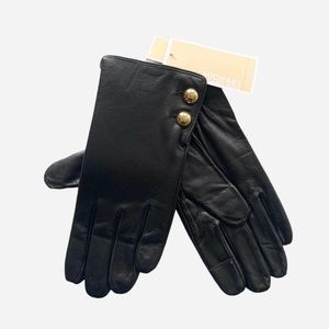 NWT Michael Kors Leather Logo Dome Gloves